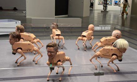 Robot Anjing Dijual Miliaran di Art Basel Miami