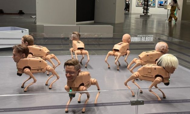 Robot Anjing Dijual Miliaran di Art Basel Miami