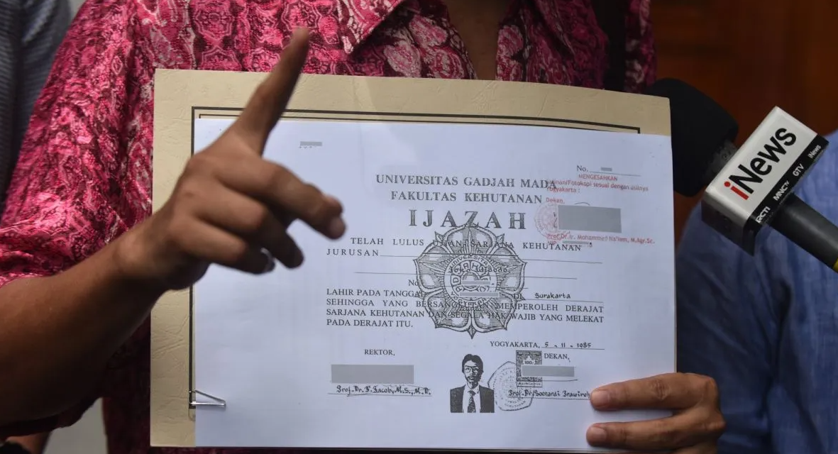 KIP Wajibkan KPU Buka Ijazah Jokowi