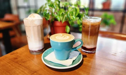 You Warung Ngeunah Jagakarsa Hadirkan Kuliner Sunda Langka