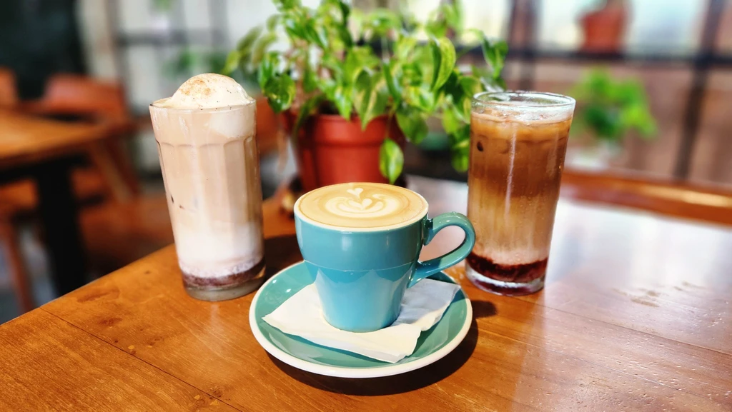 You Warung Ngeunah Jagakarsa Hadirkan Kuliner Sunda Langka