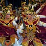 Seniman Muda Festival Tari Tradisional di Tabanan Bali