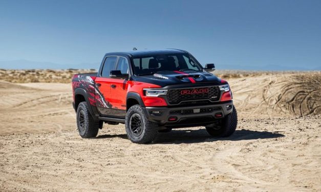 Pikap Double Cabin Berperforma Tinggi Mesin HEMI V8