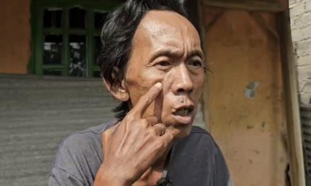 Kekerasan Aparat terhadap Pedagang Es Keliling di Jakarta Pusat