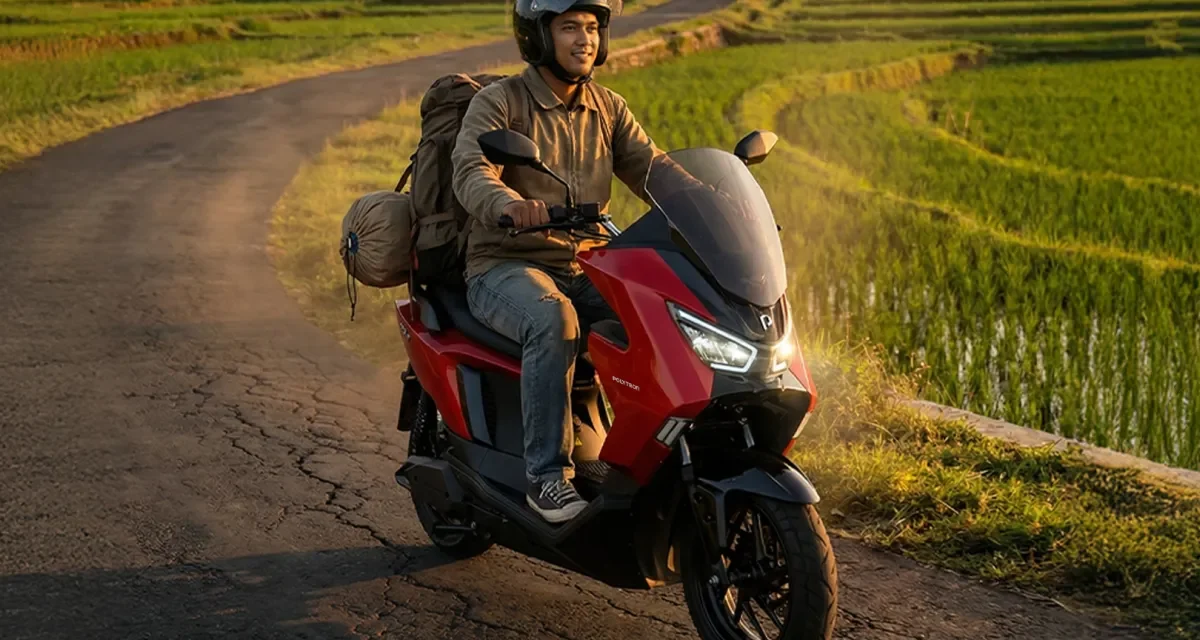 Tips Mudik Aman Menggunakan Motor Listrik Saat Idul Fitri