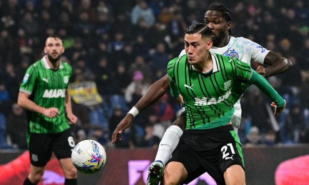 Sassuolo Tundukkan Atalanta, Jay Idzes Serie A 2025-2026