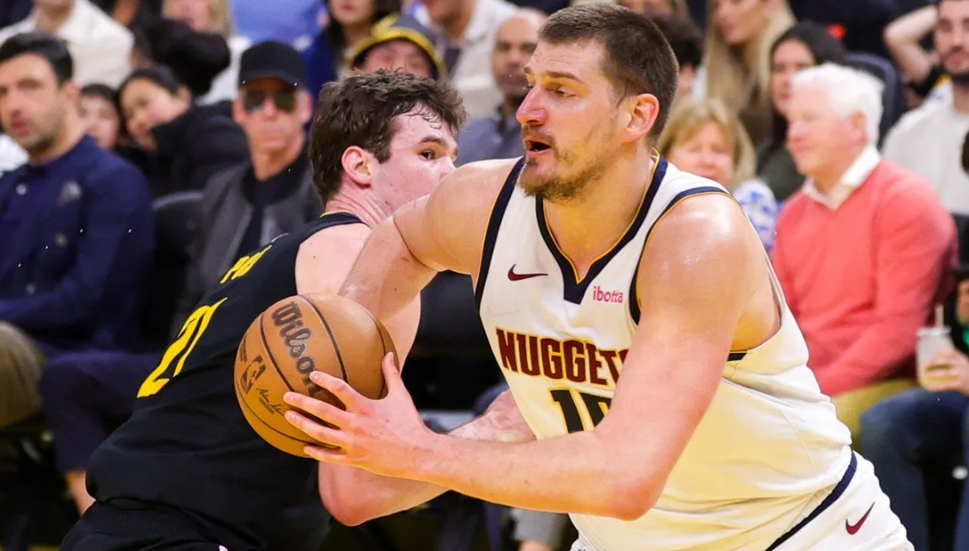 Nikola Jokic Bawa Denver Nuggets Menang Phoenix Suns di NBA