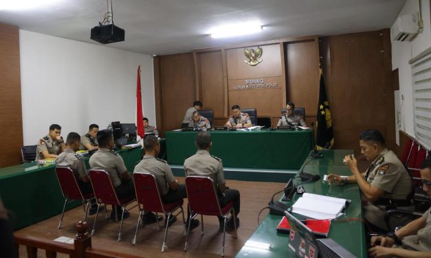 Polda Kepri Tetapkan PTDH Empat Anggota Polri Penganiayaan