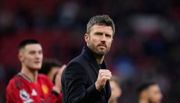 Masa Depan Pelatih Manchester United: Michael Carrick Bersinar