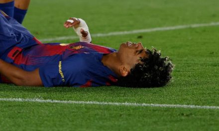 Hansi Flick Khawatir Cedera Lamine Yamal dan Joao Cancelo