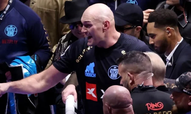 Tyson Fury Tantang Anthony Joshua Usai Kemenangan Dominan