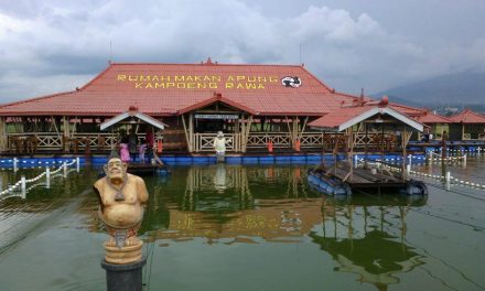 Rekomendasi Tempat Makan Dekat Saloka Theme Park Semarang