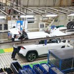 Strategi Toyota Menghadapi Tekanan Global Persaingan Teknologi