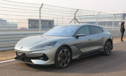 Ekspansi Denza Eropa: BYD Kuasai Pasar Mobil Listrik Premium