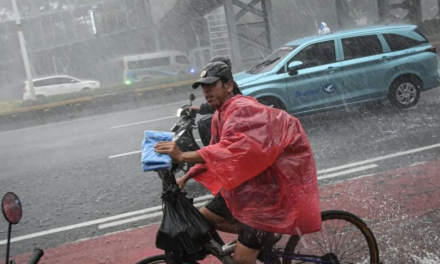 Prakiraan Cuaca Indonesia Hari Ini: Hujan Ringan hingga Lebat