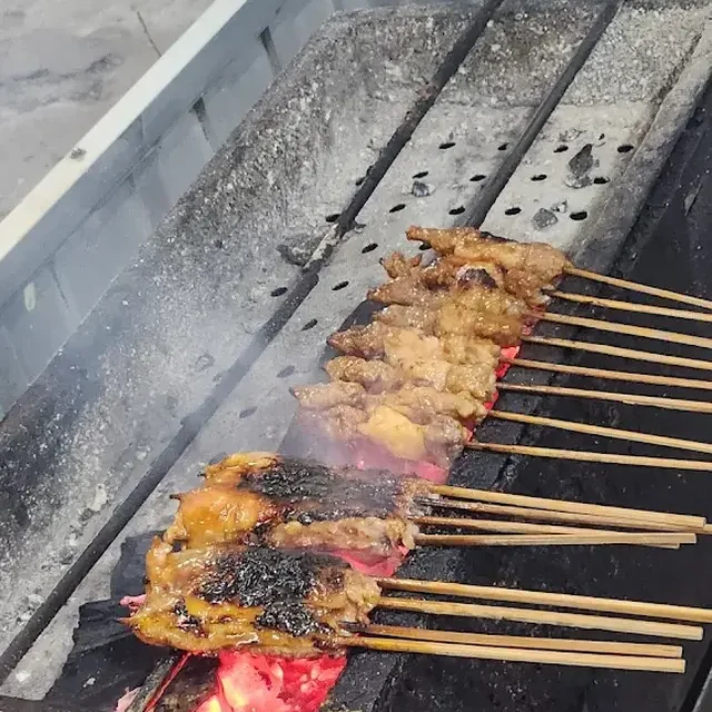 Kuliner Legendaris dengan Cita Rasa Gurih dan Kaya Rempah