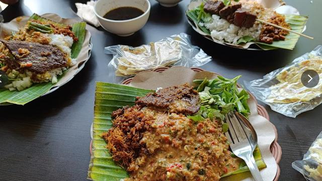 Tempat Makan Murah Dekat Pakuwon Mall Surabaya, Kuliner Seru
