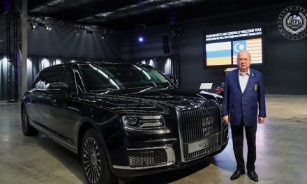 Sultan Ibrahim Koleksi Aurus Senat, Kepresidenan Vladimir Putin