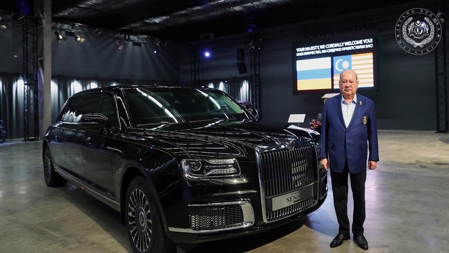 Sultan Ibrahim Koleksi Aurus Senat, Kepresidenan Vladimir Putin