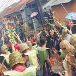 Festival Perang Tomat Lembang Kembali, Ribuan Warga Antusias