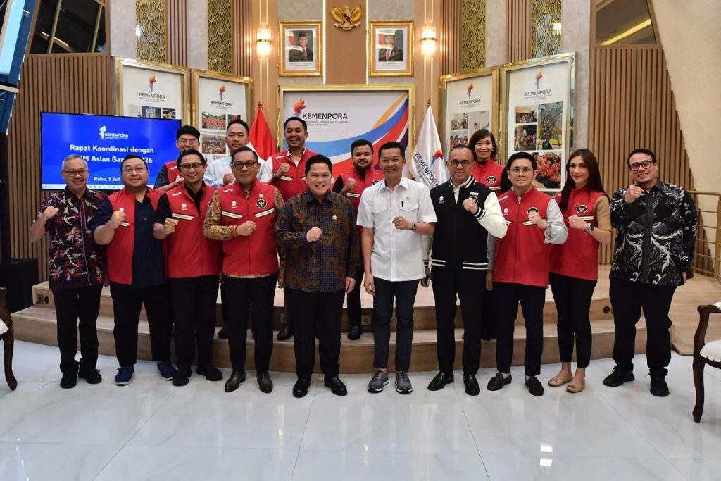 Menpora Erick Thohir dan Chef de Mission Tim Indonesia membahas persiapan kontingen untuk Asian Games 2026 di Jepang.