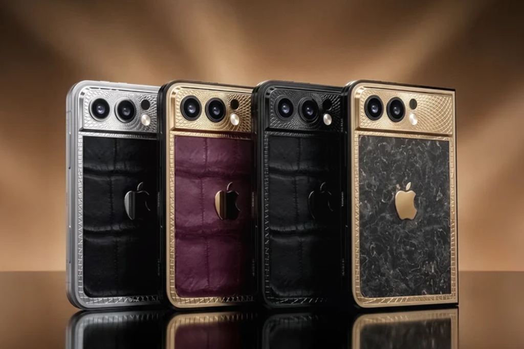 iPhone Fold versi Caviar dengan desain lipat model buku dan balutan material premium seperti titanium, emas, serta kulit buaya.