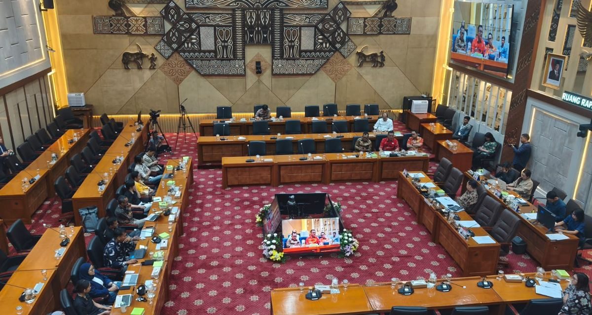 DPR Minta Seluruh Kebijakan Program MBG Ditetapkan dalam Dokumen Resmi