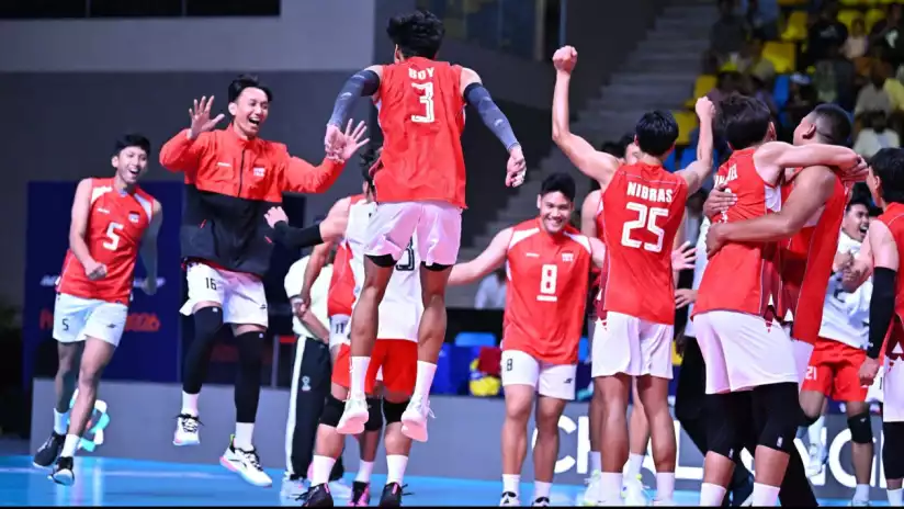 Selebrasi pemain Timnas Voli Indonesia usai mengalahkan Vietnam 3-0 pada semifinal SEA V Cup 2026 dan memastikan tiket ke partai final.