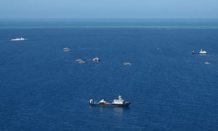 Prajurit AL Malaysia Bertahan 15 Jam Sendirian di Laut China Selatan