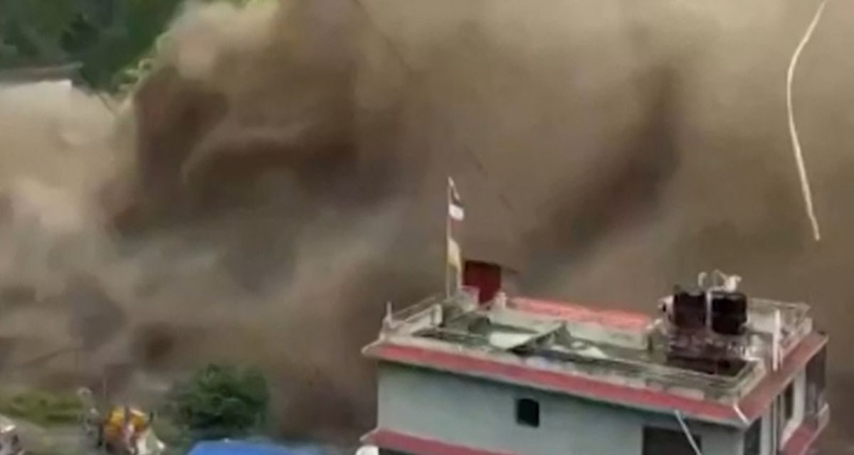 Longsoran Gletser Diduga Picu Banjir Bandang Nepal, 160 Orang Meninggal